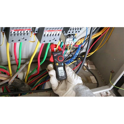 Morsettometro UNI-T UT210A