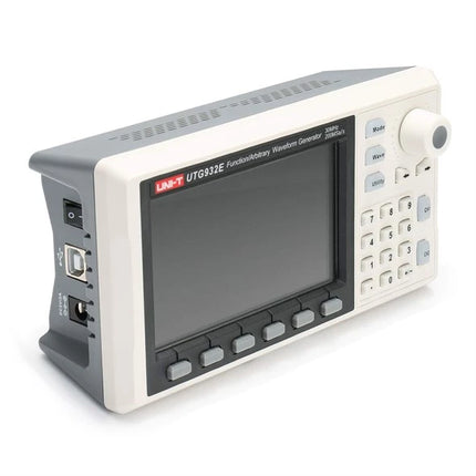 Generatore UNI-T UTG932E