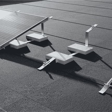 Flat-roof mounting system for photovoltaic panels
